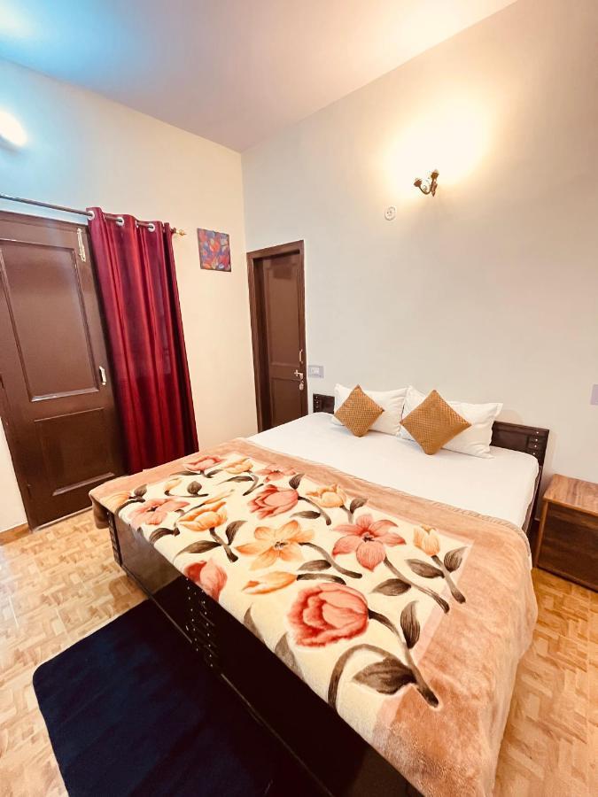 Residence Inn Homestay Шимла Экстерьер фото