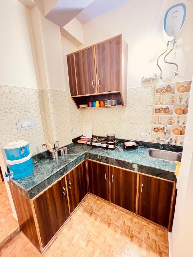 Residence Inn Homestay Шимла Экстерьер фото